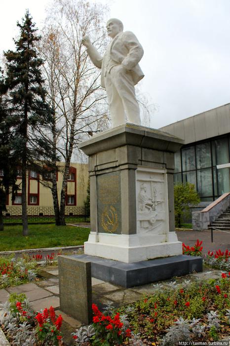 Великая страна СССР,Первый в мире памятник В.И. Ленину