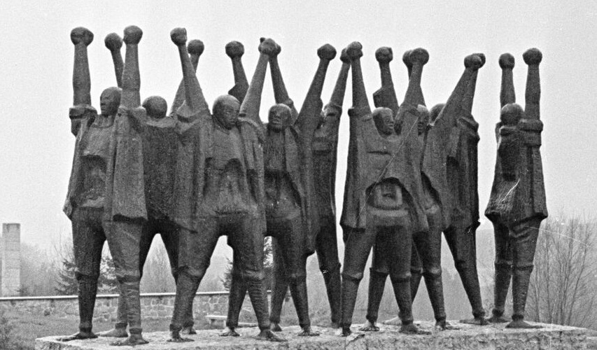 Великая страна СССР,памятник жертвам концлагеря Маутхаузен