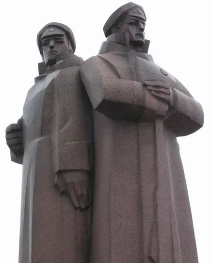 Великая страна СССР, памятник красным латышским стрелкам