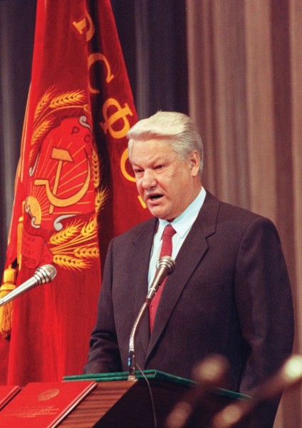 Великая страна СССР,Ельцин принимает присягу в качестве президента России -- 10 июля 1991