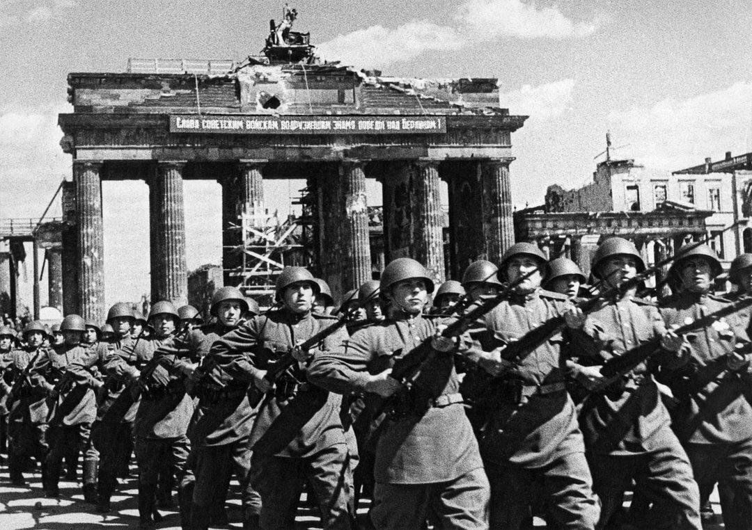   ,     ,  4  1945